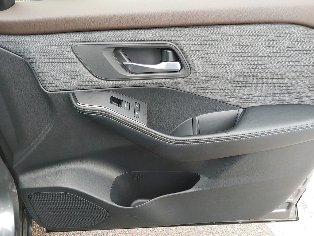 2023 Nissan Rogue SV | Moonroof | Heated Seats | Warranty to 2029 in Saint John, New Brunswick - 41 - w1024h768px