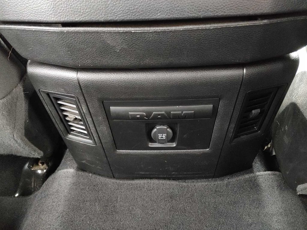 2022 Ram 1500 Classic Express | Cam | USB | Warranty to 2028 in Saint John, New Brunswick - 60 - w1024h768px