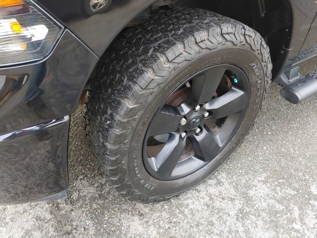 2022 Ram 1500 Classic Express | Cam | USB | Warranty to 2028 in Saint John, New Brunswick - 11 - w1024h768px