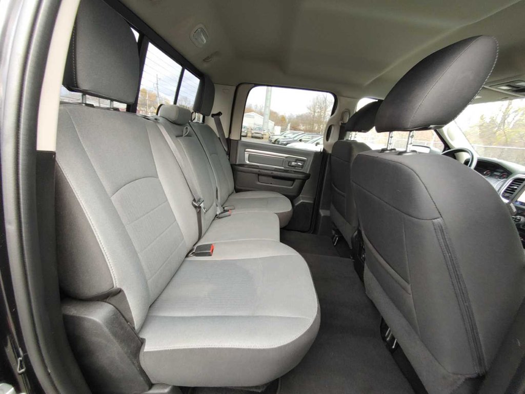 2022 Ram 1500 Classic Express | Cam | USB | Warranty to 2028 in Saint John, New Brunswick - 38 - w1024h768px