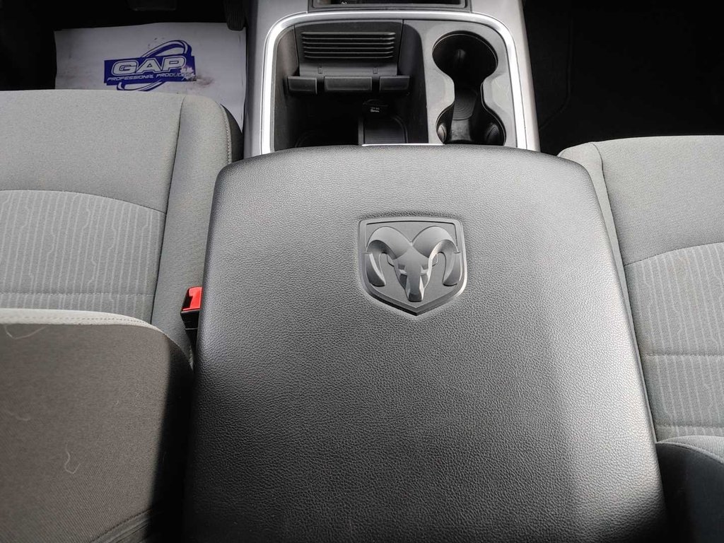 2022 Ram 1500 Classic Express | Cam | USB | Warranty to 2028 in Saint John, New Brunswick - 56 - w1024h768px