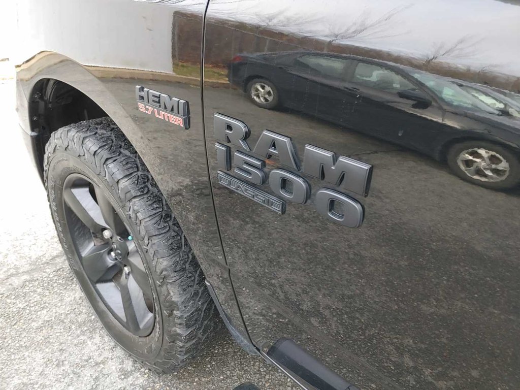 2022 Ram 1500 Classic Express | Cam | USB | Warranty to 2028 in Saint John, New Brunswick - 14 - w1024h768px