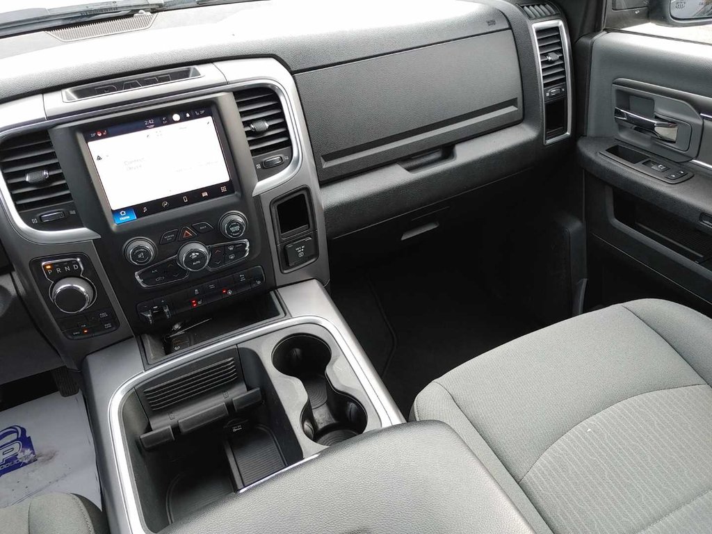 2022 Ram 1500 Classic Express | Cam | USB | Warranty to 2028 in Saint John, New Brunswick - 47 - w1024h768px
