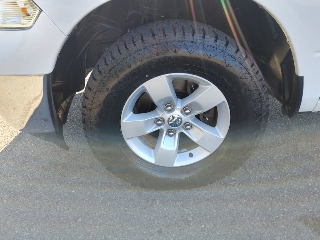 2023 Ram 1500 Classic SLT | 5.7 Hemi | 4x4 | Cam | USB | Bluetooth in Saint John, New Brunswick - 11 - w1024h768px