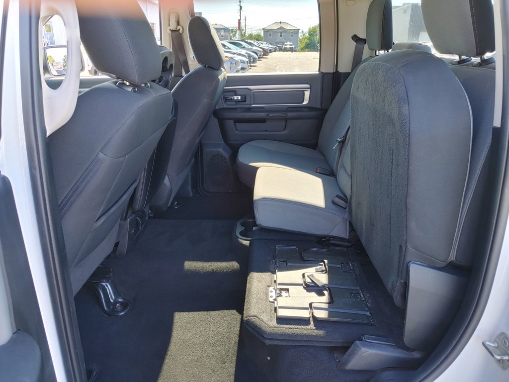 2023 Ram 1500 Classic SLT | 5.7 Hemi | 4x4 | Cam | USB | Bluetooth in Saint John, New Brunswick - 33 - w1024h768px