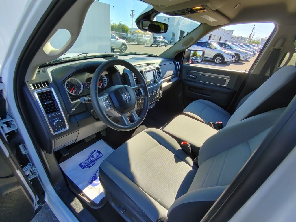 2023 Ram 1500 Classic SLT | 5.7 Hemi | 4x4 | Cam | USB | Bluetooth in Saint John, New Brunswick - 25 - w1024h768px
