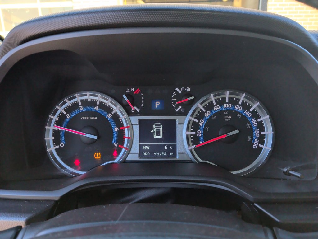 2018 Toyota 4RUNNER LIMITED | Leather | Sunroof | Cam in Saint John, New Brunswick - 24 - w1024h768px