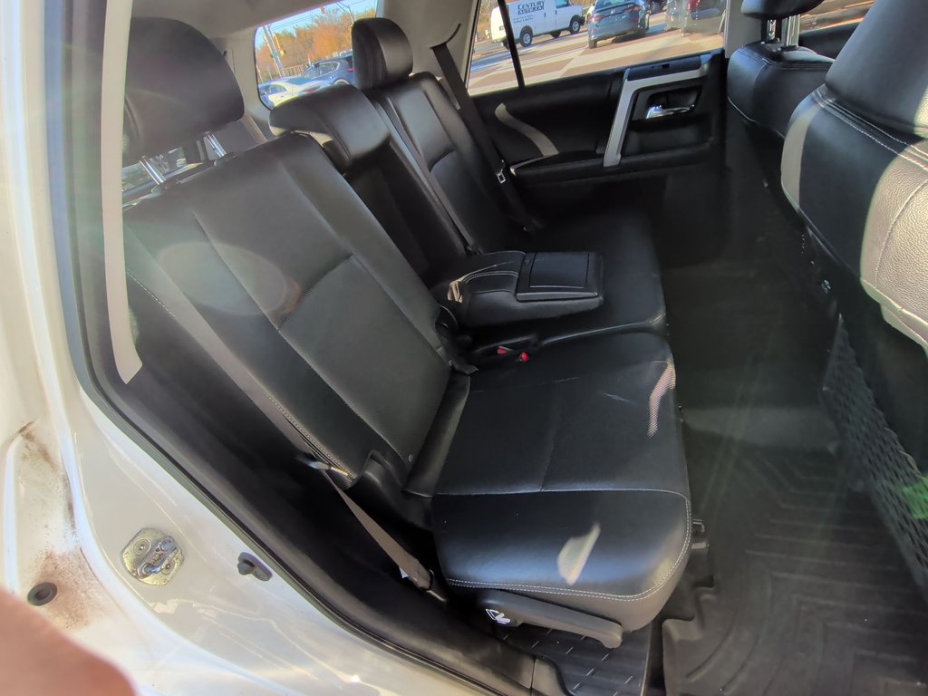 2018 Toyota 4RUNNER LIMITED | Leather | Sunroof | Cam in Saint John, New Brunswick - 38 - w1024h768px