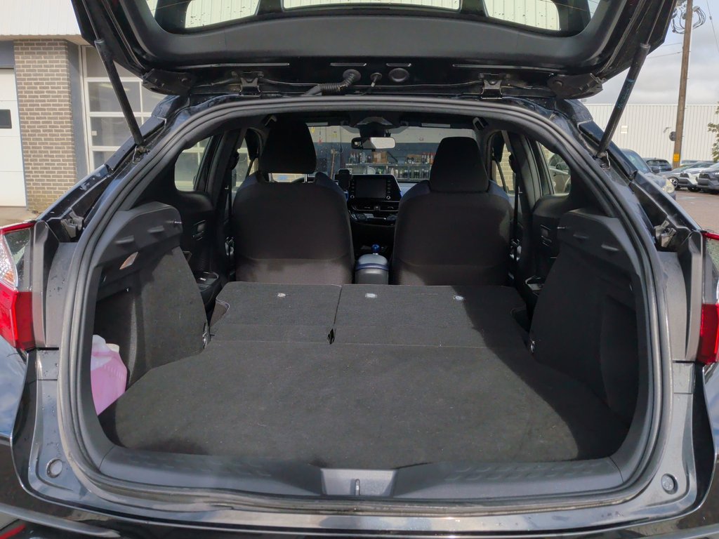 2020 Toyota C-HR XLE Premium | Heated Seats | Cam | USB in Saint John, New Brunswick - 35 - w1024h768px