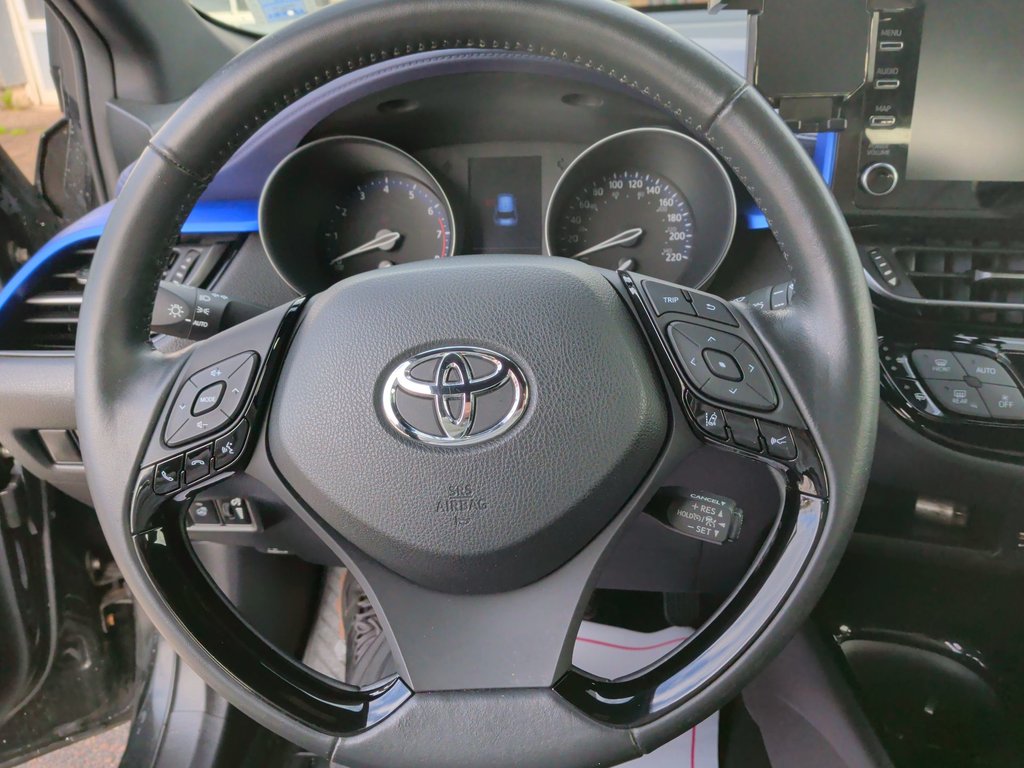 2020 Toyota C-HR XLE Premium | Heated Seats | Cam | USB in Saint John, New Brunswick - 12 - w1024h768px
