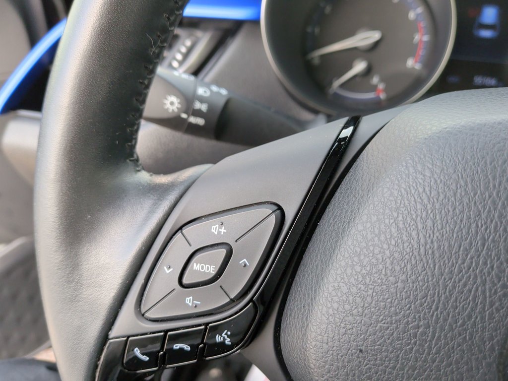 2020 Toyota C-HR XLE Premium | Heated Seats | Cam | USB in Saint John, New Brunswick - 20 - w1024h768px