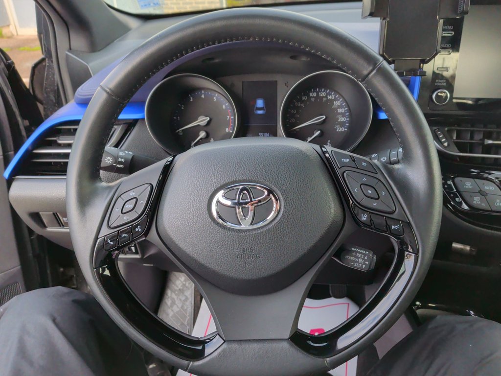 2020 Toyota C-HR XLE Premium | Heated Seats | Cam | USB in Saint John, New Brunswick - 17 - w1024h768px