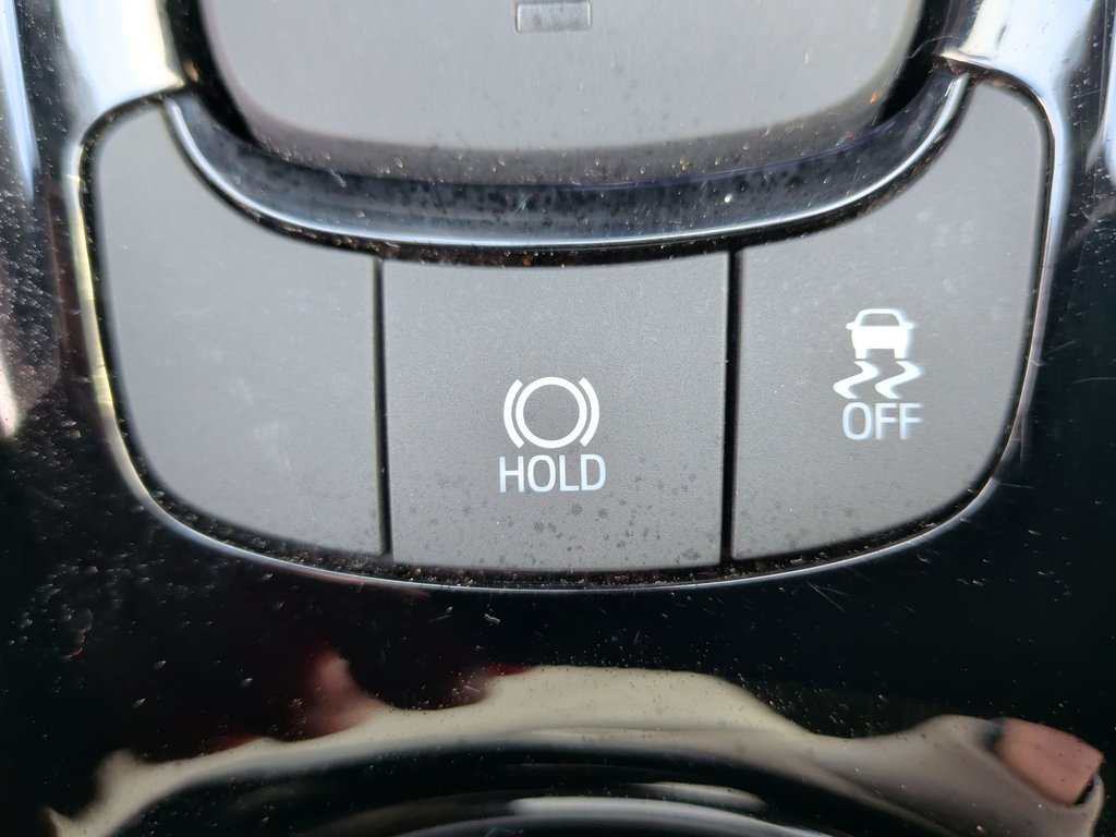 2020 Toyota C-HR XLE Premium | Heated Seats | Cam | USB in Saint John, New Brunswick - 22 - w1024h768px