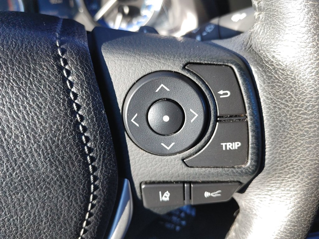 2018 Toyota Corolla SE | Sunroof | Cam | USB | Heated Seats in Saint John, New Brunswick - 21 - w1024h768px