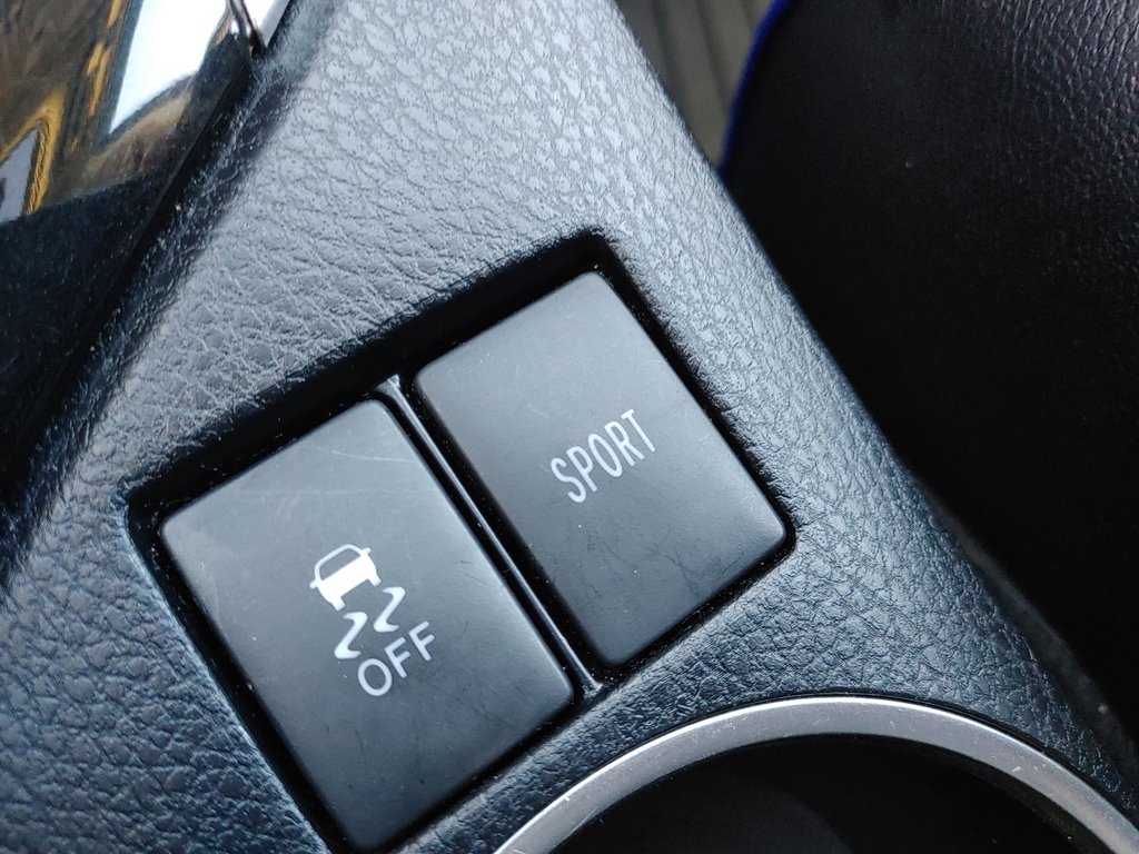 2018 Toyota Corolla SE | Sunroof | Cam | USB | Heated Seats in Saint John, New Brunswick - 31 - w1024h768px