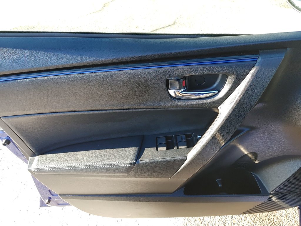 2018 Toyota Corolla SE | Sunroof | Cam | USB | Heated Seats in Saint John, New Brunswick - 15 - w1024h768px