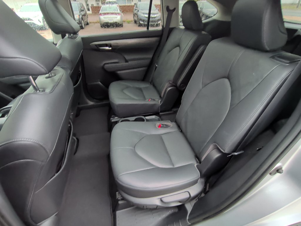 2020 Toyota HIGHLANDER PLATINUM | Leather | Sunroof | Cam in Saint John, New Brunswick - 32 - w1024h768px