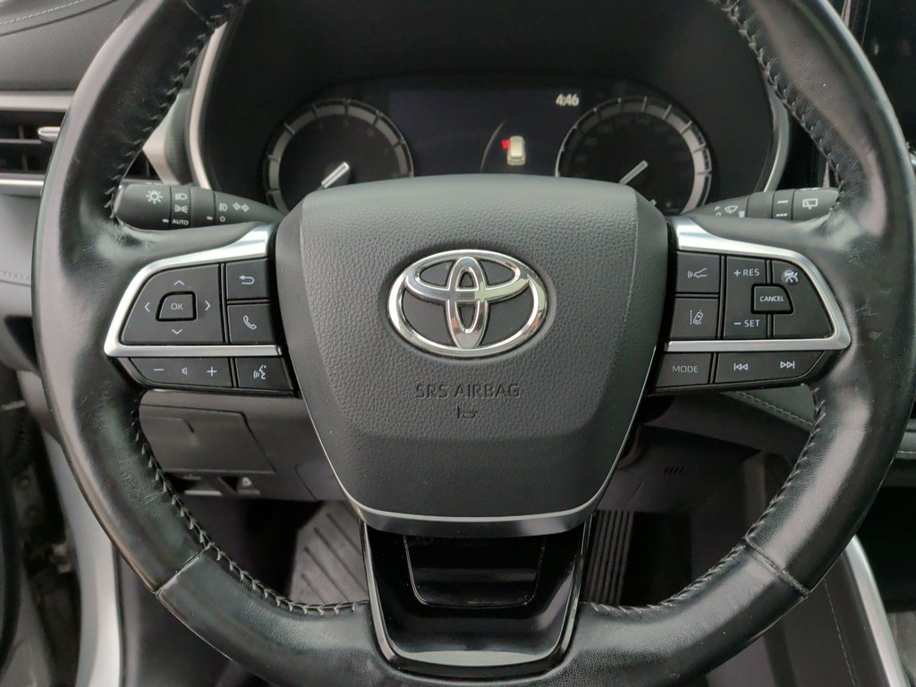 2020 Toyota HIGHLANDER PLATINUM | Leather | Sunroof | Cam in Saint John, New Brunswick - 17 - w1024h768px