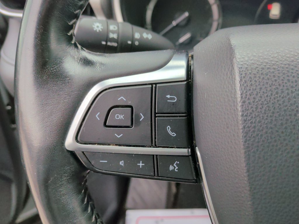 2020 Toyota HIGHLANDER PLATINUM | Leather | Sunroof | Cam in Saint John, New Brunswick - 20 - w1024h768px