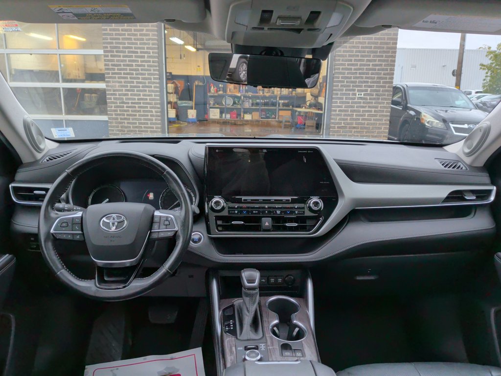 2020 Toyota HIGHLANDER PLATINUM | Leather | Sunroof | Cam in Saint John, New Brunswick - 16 - w1024h768px