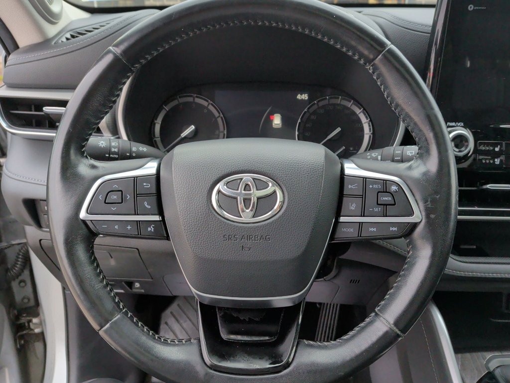 2020 Toyota HIGHLANDER PLATINUM | Leather | Sunroof | Cam in Saint John, New Brunswick - 12 - w1024h768px