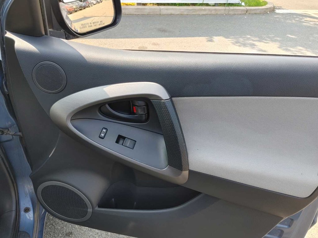 2012 Toyota RAV4 Base | USB | Bluetooth | CD | Cruise in Saint John, New Brunswick - 36 - w1024h768px