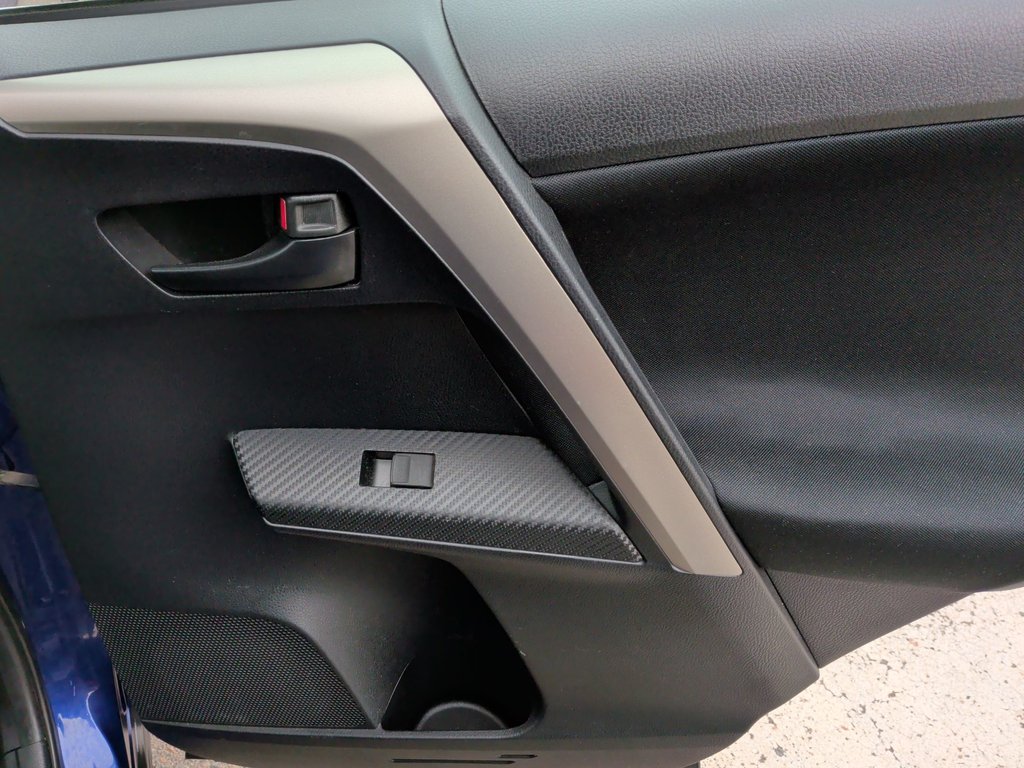 2015 Toyota RAV4 LE | Cam | USB | Air Conditioning in Saint John, New Brunswick - 37 - w1024h768px