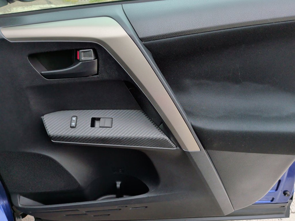 2015 Toyota RAV4 LE | Cam | USB | Air Conditioning in Saint John, New Brunswick - 41 - w1024h768px
