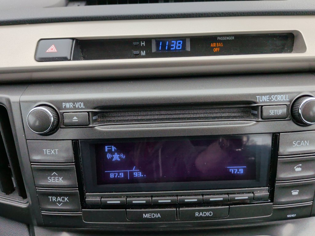 2015 Toyota RAV4 LE | Cam | USB | Air Conditioning in Saint John, New Brunswick - 24 - w1024h768px