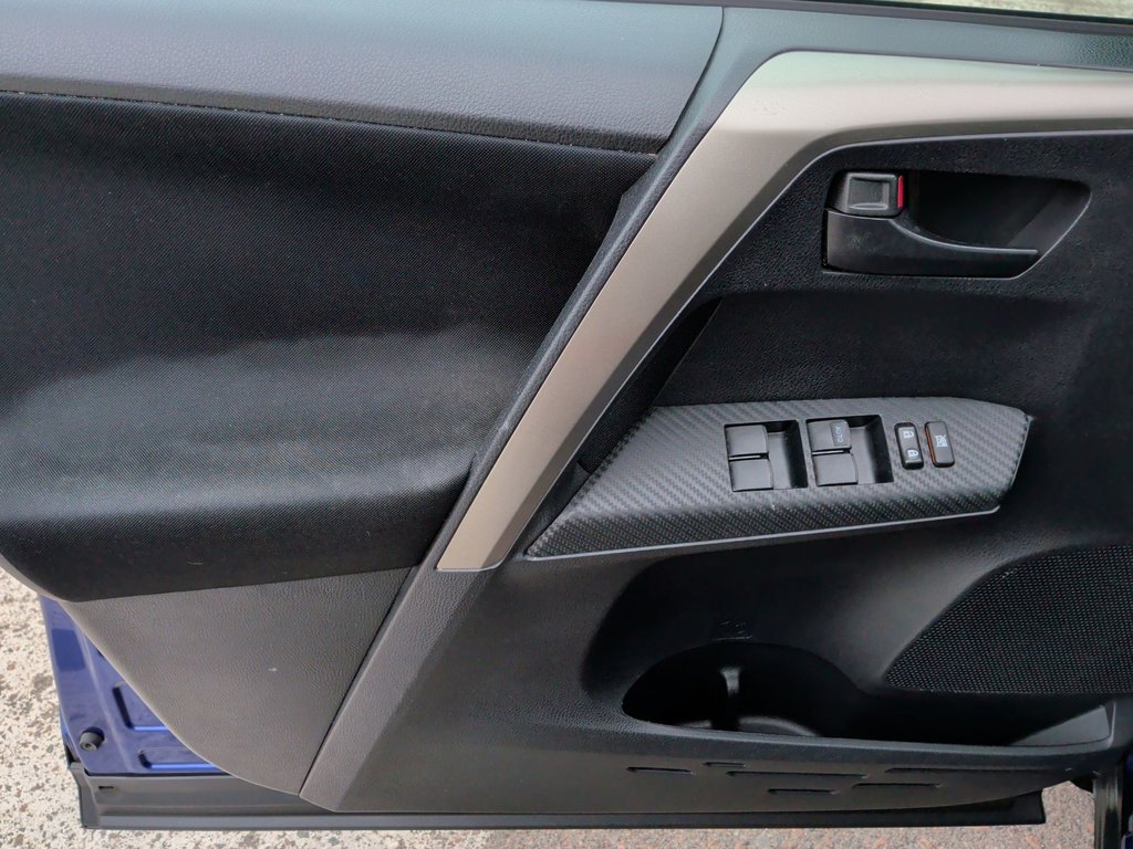 2015 Toyota RAV4 LE | Cam | USB | Air Conditioning in Saint John, New Brunswick - 15 - w1024h768px