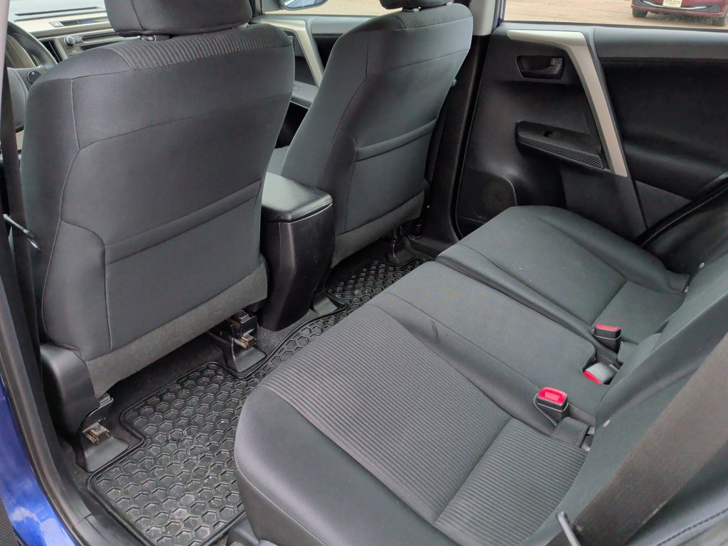 2015 Toyota RAV4 LE | Cam | USB | Air Conditioning in Saint John, New Brunswick - 30 - w1024h768px