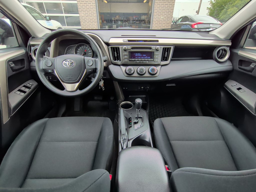 2015 Toyota RAV4 LE | Cam | USB | Air Conditioning in Saint John, New Brunswick - 16 - w1024h768px