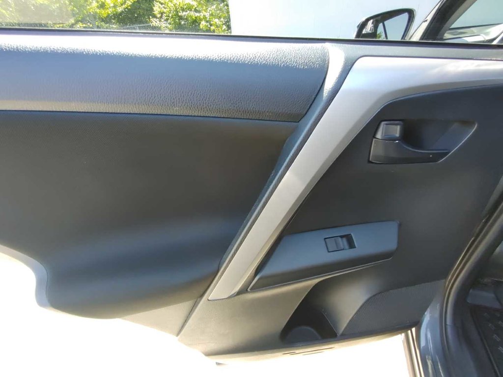2016 Toyota RAV4 LE | Heated Seats | Cam | AWD in Saint John, New Brunswick - 31 - w1024h768px