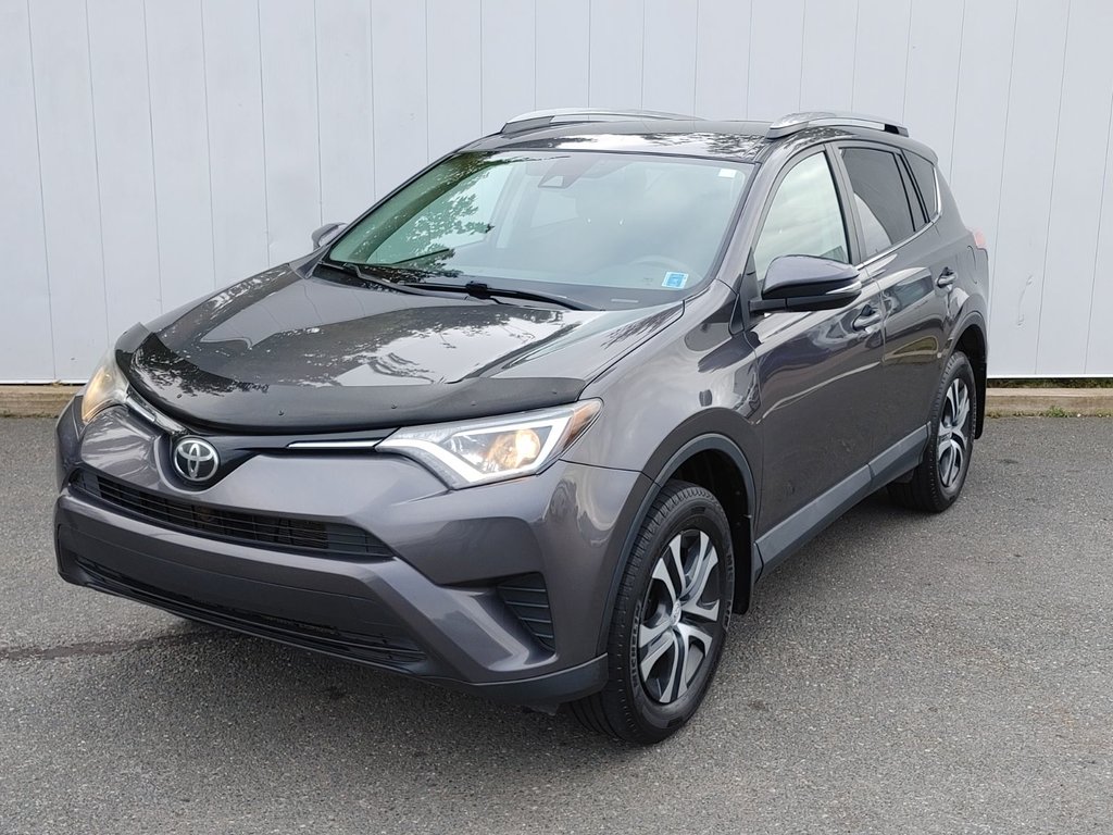 2017  RAV4 LE | Cam | USB | HtdSeats | Bluetooth | Keyless in Saint John, New Brunswick - 7 - w1024h768px