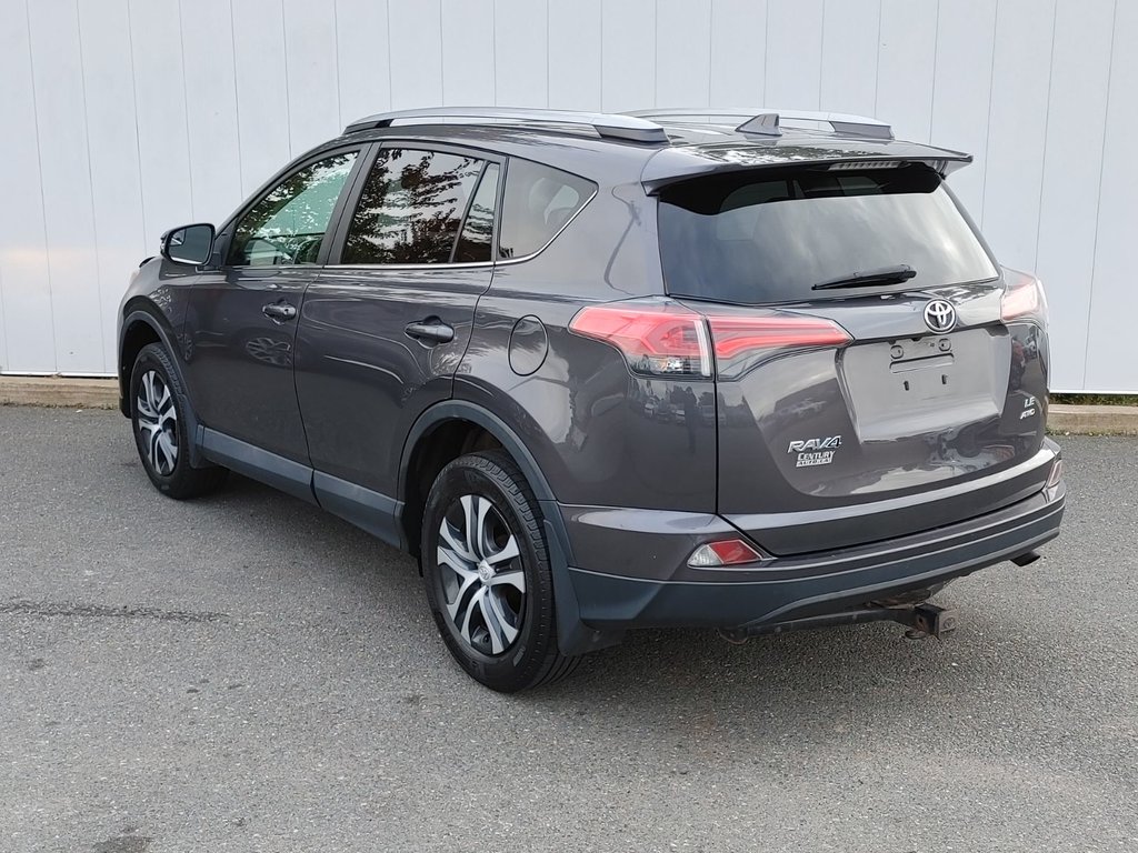 2017  RAV4 LE | Cam | USB | HtdSeats | Bluetooth | Keyless in Saint John, New Brunswick - 5 - w1024h768px