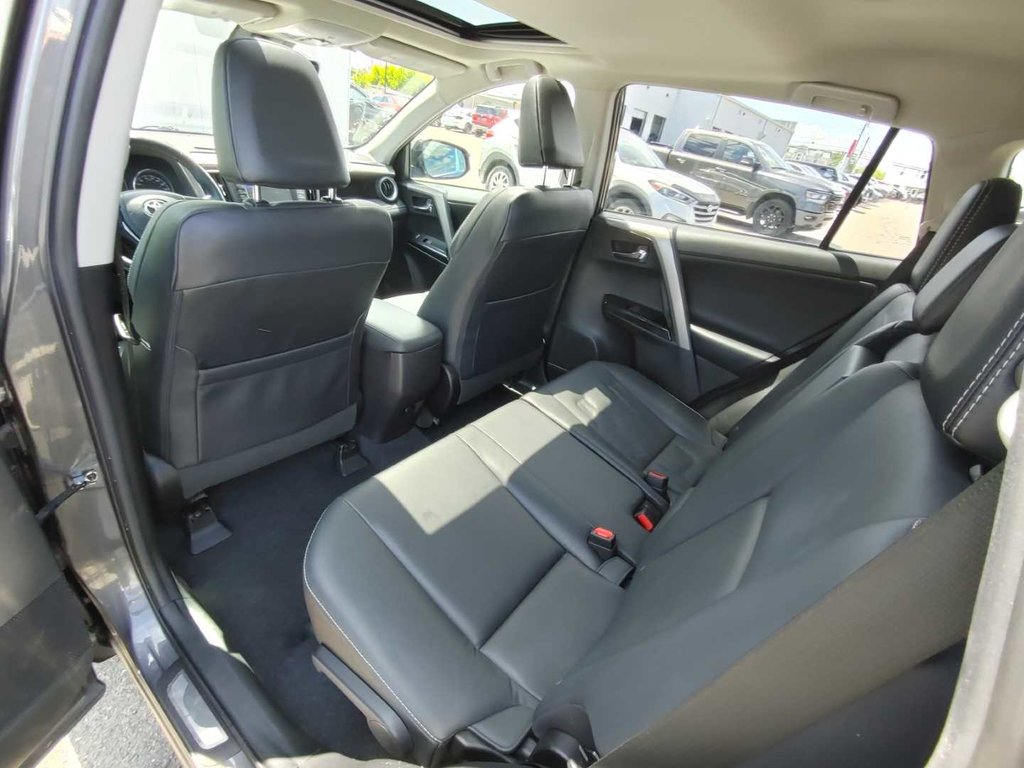2017 Toyota RAV4 Limited | Leather | Roof | Nav in Saint John, New Brunswick - 27 - w1024h768px