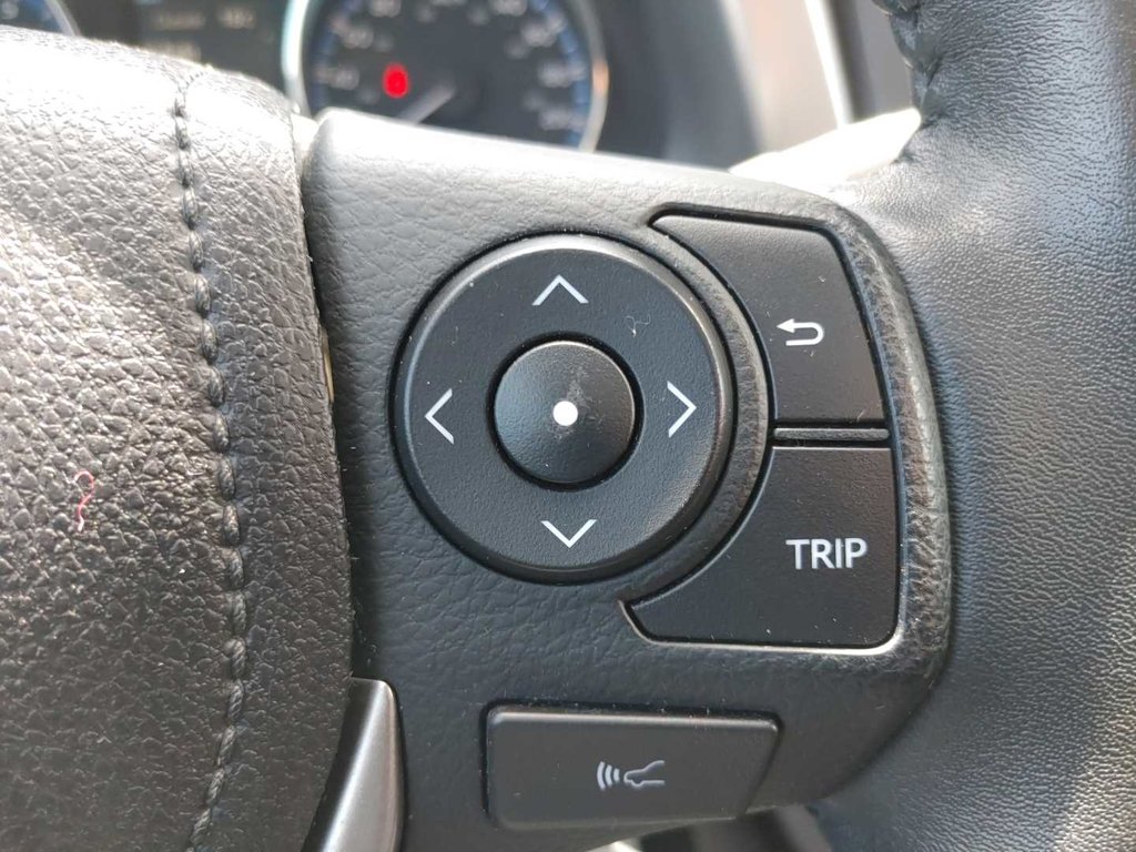 2017 Toyota RAV4 Limited | Leather | Roof | Nav in Saint John, New Brunswick - 45 - w1024h768px