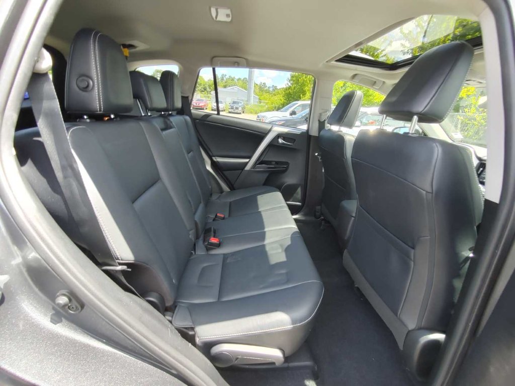 2017 Toyota RAV4 Limited | Leather | Roof | Nav in Saint John, New Brunswick - 33 - w1024h768px