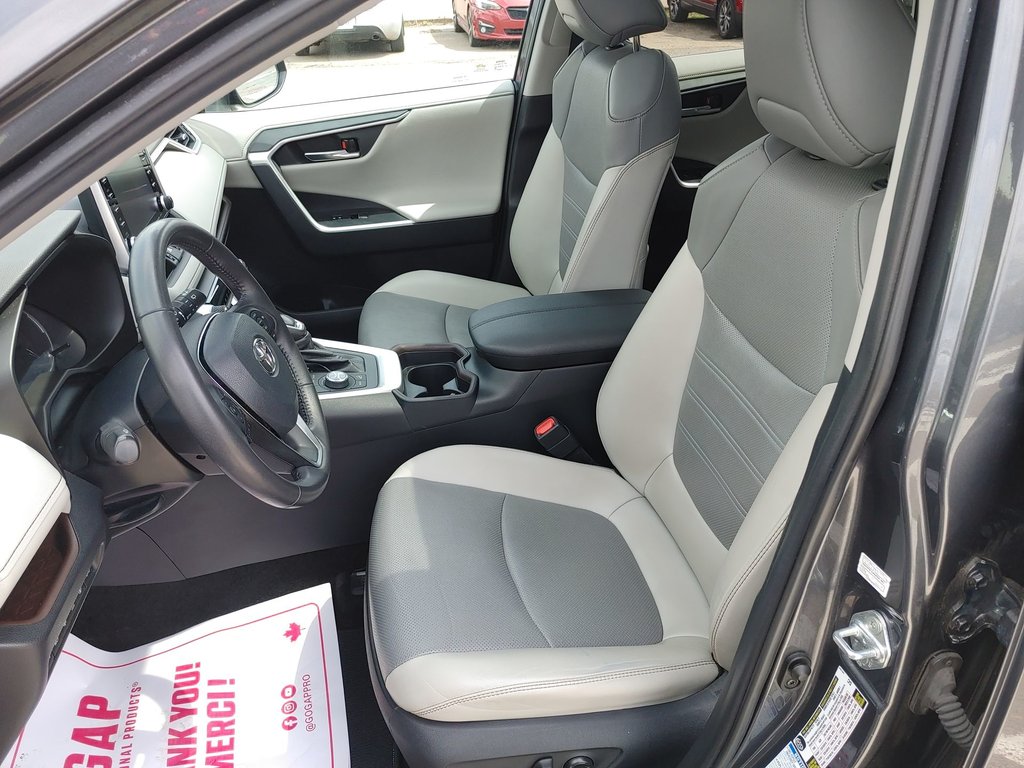 2019 Toyota RAV4 LIMITED in Saint John, New Brunswick - 11 - w1024h768px