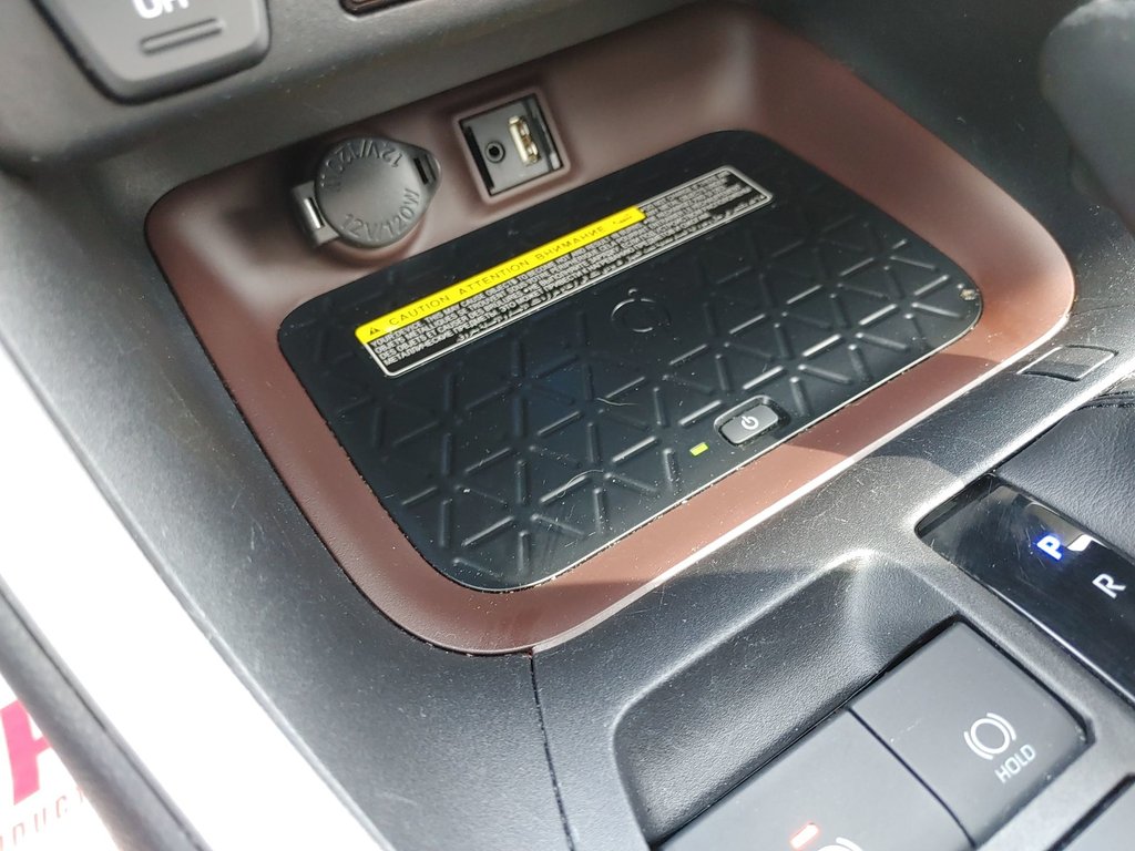 2019 Toyota RAV4 LIMITED in Saint John, New Brunswick - 27 - w1024h768px