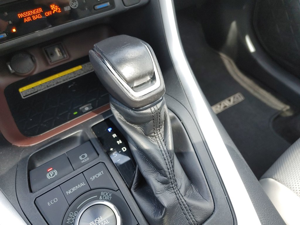 2019 Toyota RAV4 LIMITED in Saint John, New Brunswick - 28 - w1024h768px