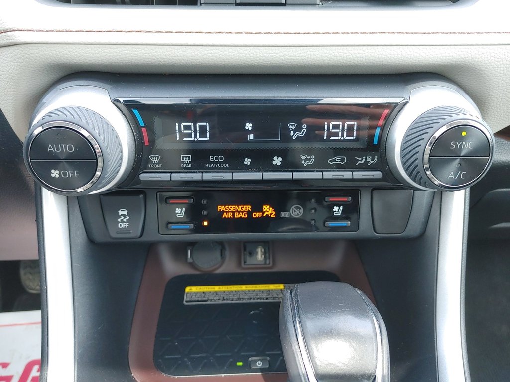 2019 Toyota RAV4 LIMITED in Saint John, New Brunswick - 26 - w1024h768px