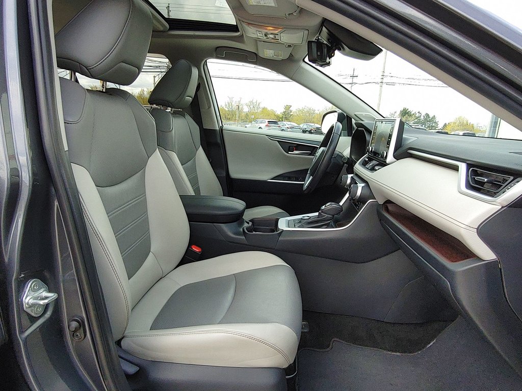 2019 Toyota RAV4 LIMITED in Saint John, New Brunswick - 42 - w1024h768px