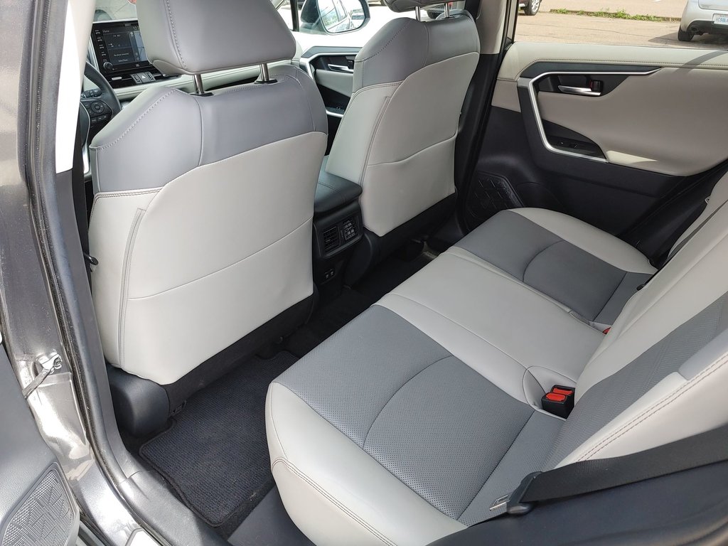 2019 Toyota RAV4 LIMITED in Saint John, New Brunswick - 31 - w1024h768px