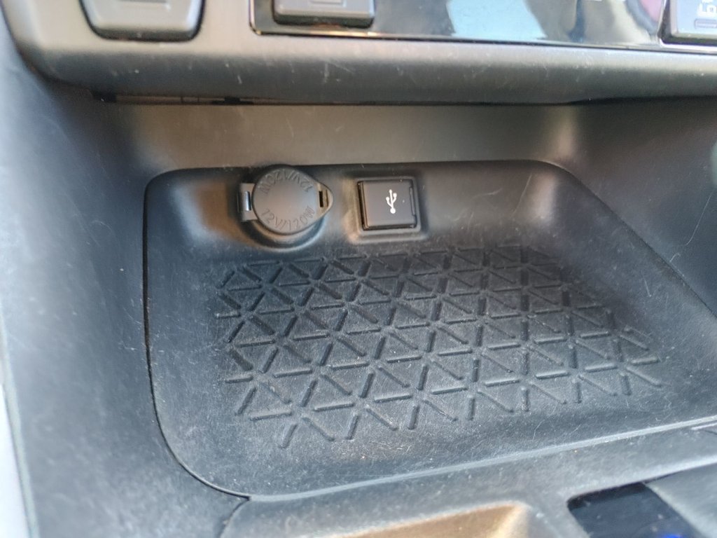 2020 Toyota RAV4 in Antigonish, Nova Scotia - 54 - w1024h768px