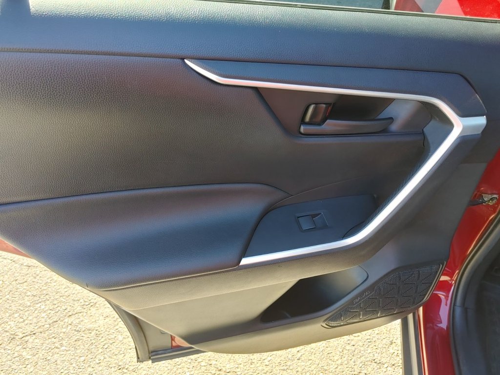 2020 Toyota RAV4 in Antigonish, Nova Scotia - 32 - w1024h768px