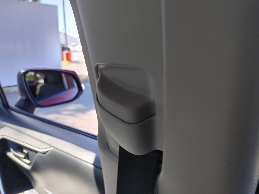 2020 Toyota RAV4 in Antigonish, Nova Scotia - 59 - w1024h768px