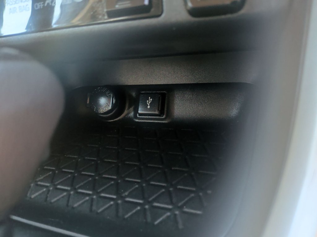 2021 Toyota RAV4 LE | Cam | USB | Heated Seats in Saint John, New Brunswick - 45 - w1024h768px