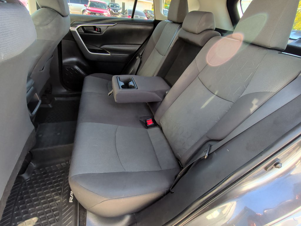 2021 Toyota RAV4 LE | Cam | USB | Heated Seats in Saint John, New Brunswick - 34 - w1024h768px