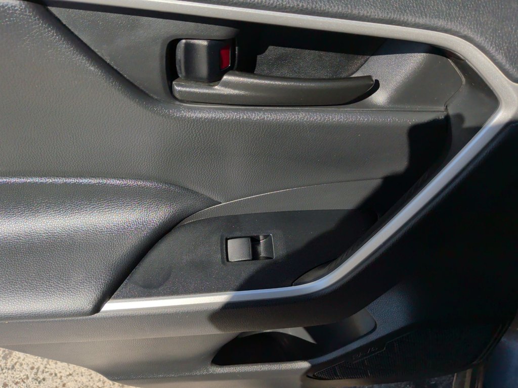 2021 Toyota RAV4 LE | Cam | USB | Heated Seats in Saint John, New Brunswick - 35 - w1024h768px